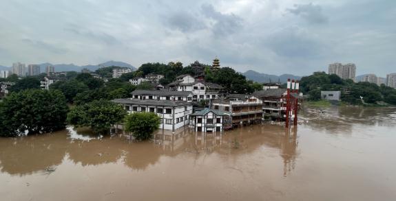 月8号"长江2021年第1号洪水","嘉陵江2021年第2号洪水"全部过境重庆后