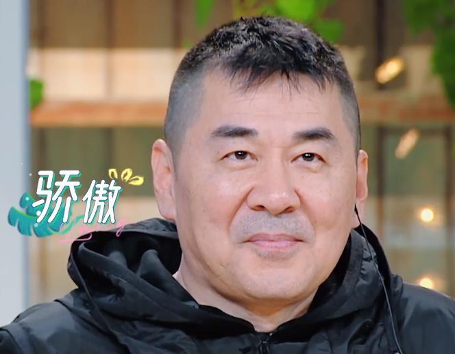 基因太好了!蒋勤勤两岁儿子背古诗,口齿清晰,陈建斌一脸傲娇