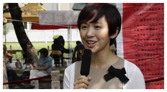 著名央视主持欧阳夏丹,如今消失被替,网传被封杀真实原因更感人