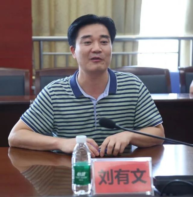 刘有文对韦德武一行的到访表示欢迎,希望双方多沟通联系,加强创建全国