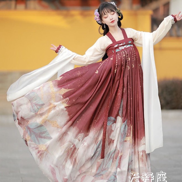 十二星座专属汉服,双子优雅,狮子大气,金牛:把我放哪