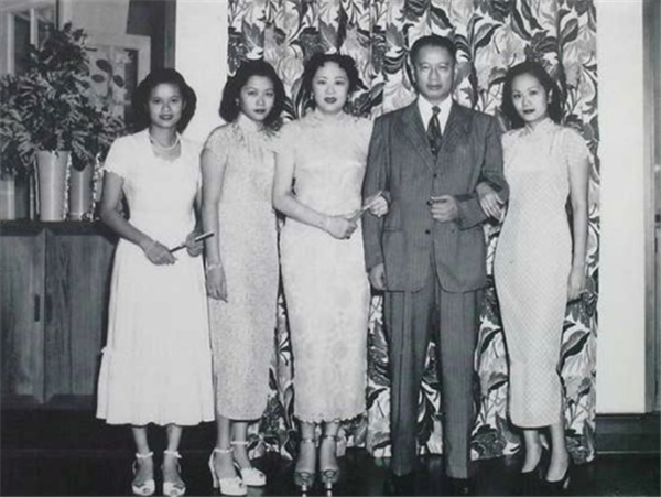 "宋氏三姐妹"中唯一生育过的宋霭龄,子女们可能个个都