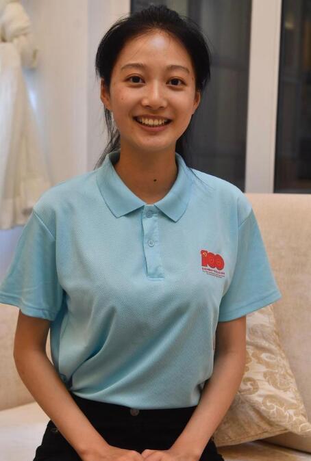 中国传媒大学美女领诵员冯琳,惊艳的背后,是杨澜点评的特质