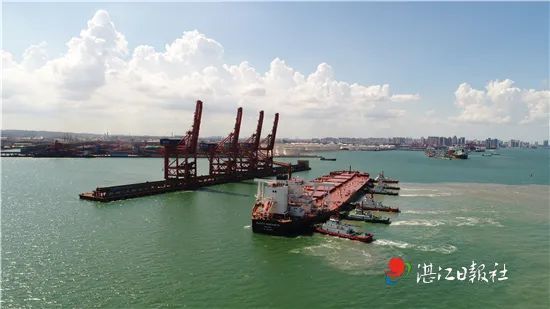 国内第一梯队!湛江港40万吨散货码头投入运营