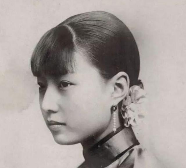 京剧才女孟小冬:前夫梅兰芳,后嫁杜月笙,晚年却过得凄凉孤独