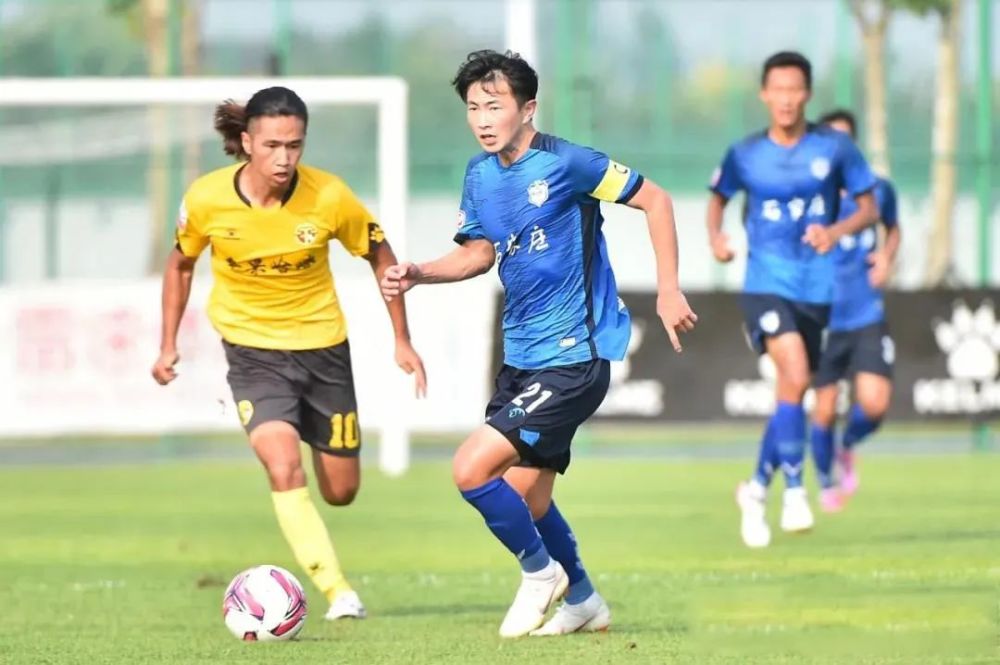 振兴有我 石家庄足球:河北石家庄功夫足球俱乐部中乙比赛冲甲组昨日