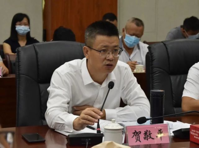 会上,季浩从万宁推进创建省级全域旅游示范区工作的主要做法,创新亮点