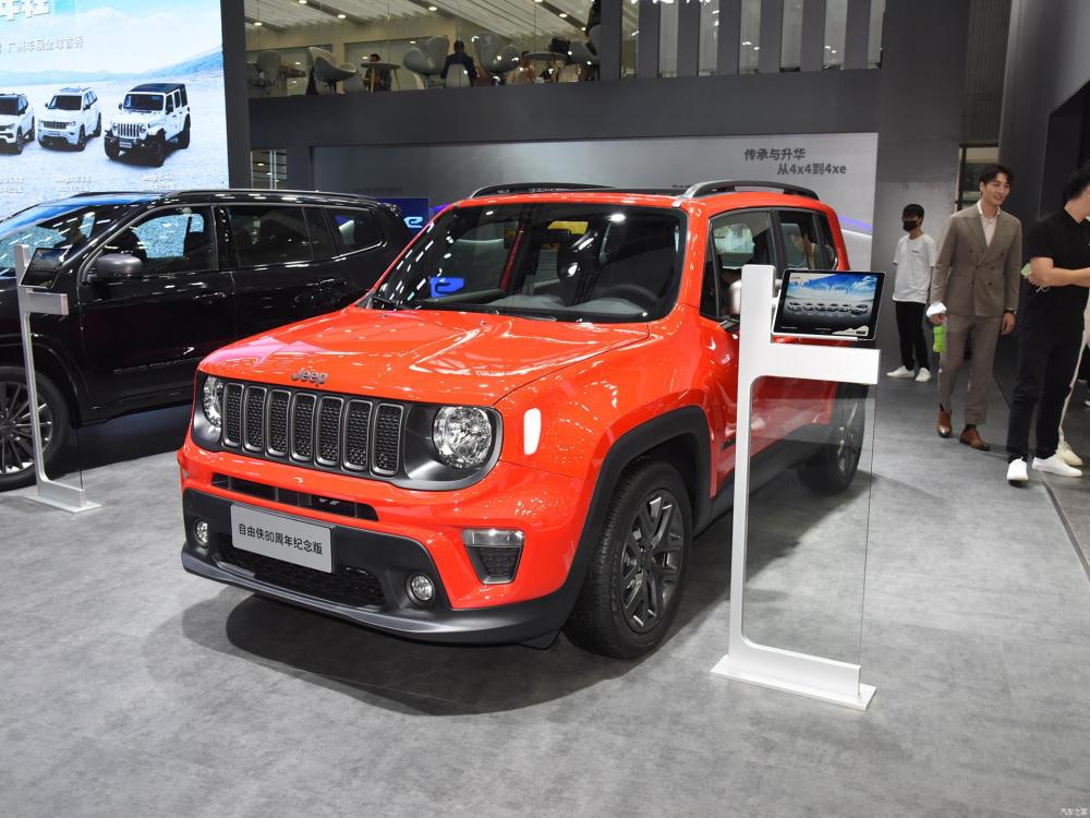 15万预算买suv,jeep自由侠值得买吗?