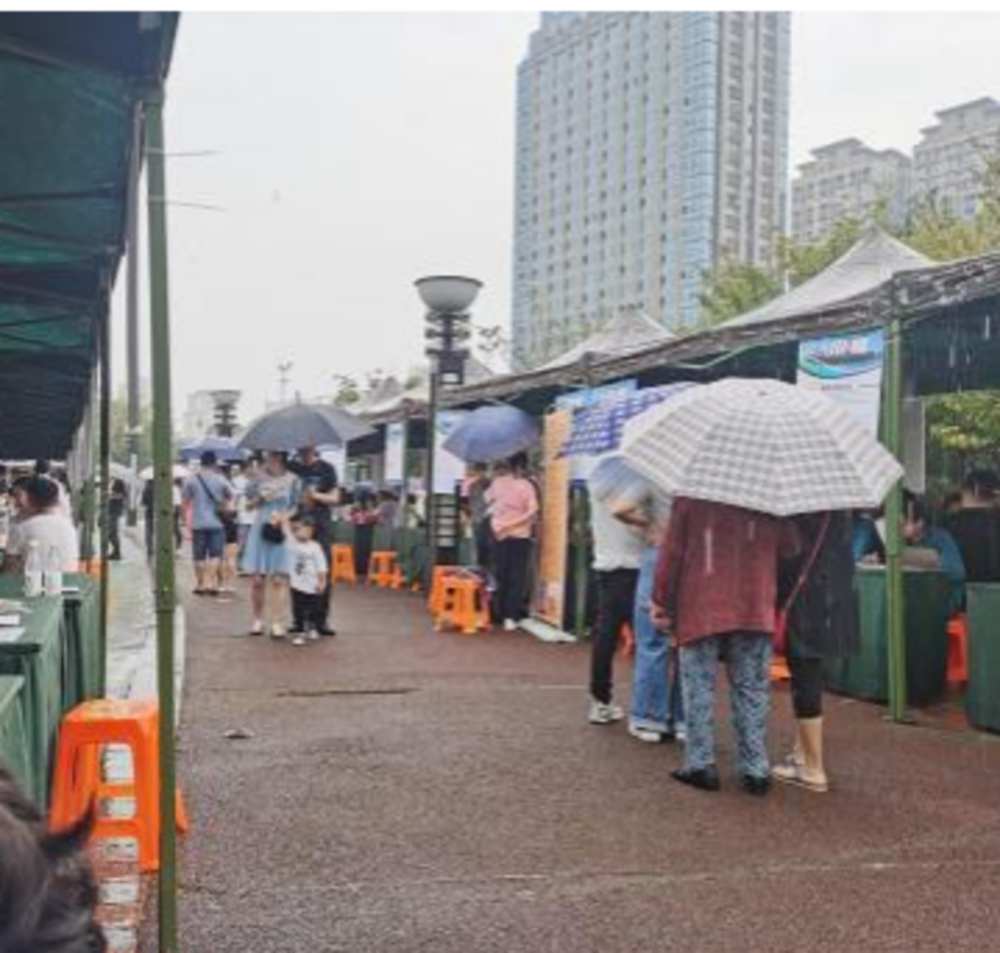 南充招聘会_易聘线下第一场 我们开始重新定义南充招聘会(4)