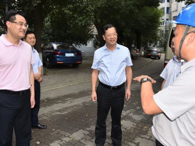 昨天下午,天宁区领导许小波,张凯奇,杨康成赴主城区各板块现场调研