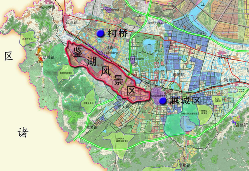 鉴湖风景名胜区位于柯桥城区南,风景区范围东起绍兴市越城区环城西路