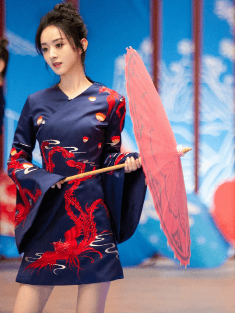 赵丽颖国风旗袍造型,完美展现了东方佳人的古典气质