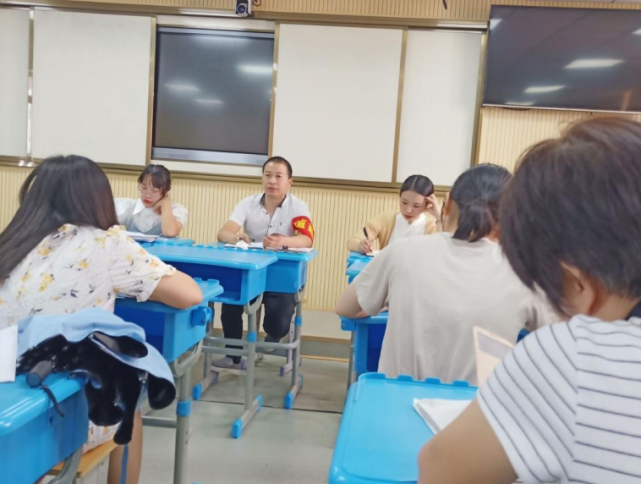 季梁学校:培养健康,阳光,乐学的现代季梁人
