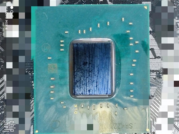 intel z690芯片组真容首曝:面积不大,发热不高