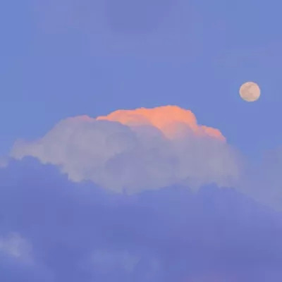 "治愈心情干净空灵的蓝色系背景图"
