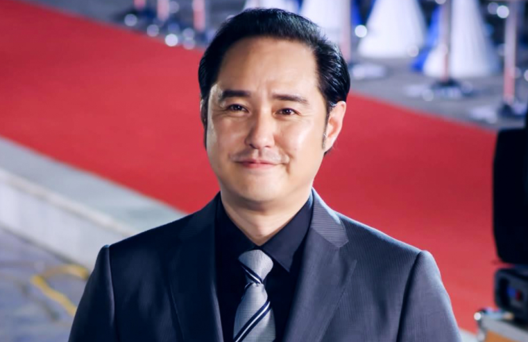 13岁上春晚的冯雷,被张国立提携后走红,如今成了圈中实力派