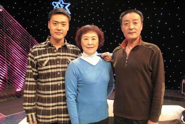 当时与他竞争的有张译,于和伟,孙维民,董勇4位知名演员,可见张桐的