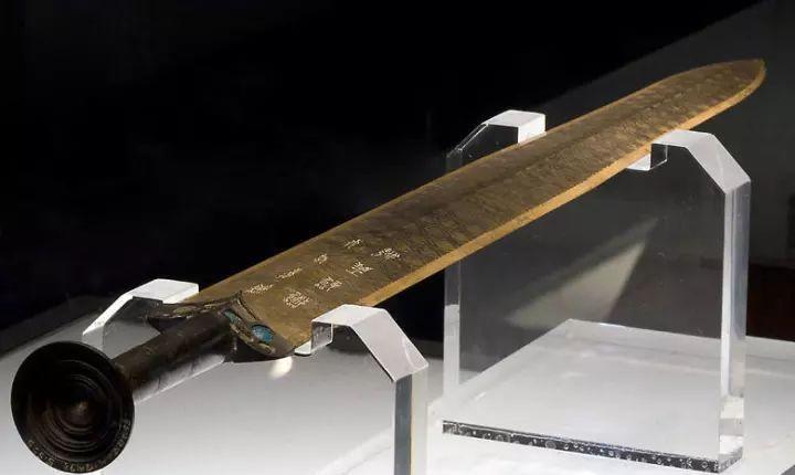 中国古代什么剑最快?湛卢剑仅第3,第1的看起来像破铜烂铁