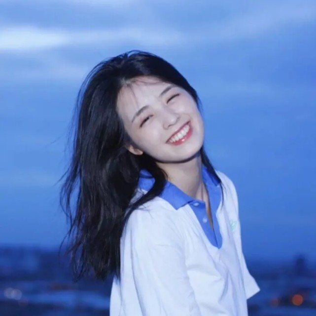 ins漂亮小姐姐优质蓝色系头像