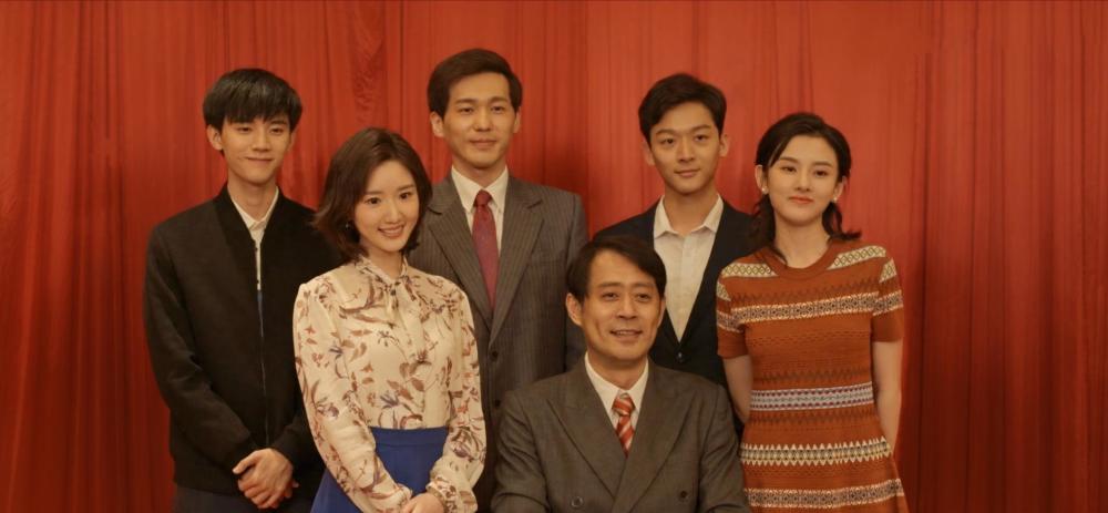 (文中图片为《乔家的儿女》剧照)