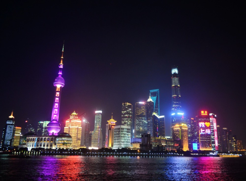 玩转上海:繁华夜色下的绚烂——外滩