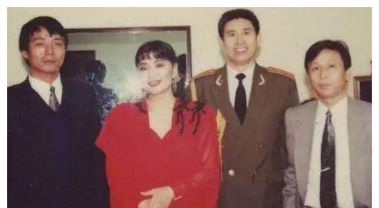 "欠账大户"程志,和殷秀梅离婚后二婚迎娶女将军,今现状如何