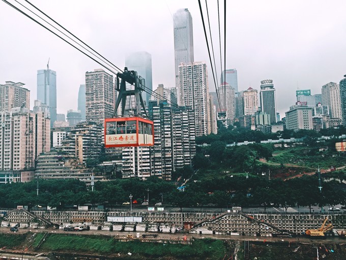 重庆旅游人口_能够坐在一起吃火锅的,都是同一个世界的人