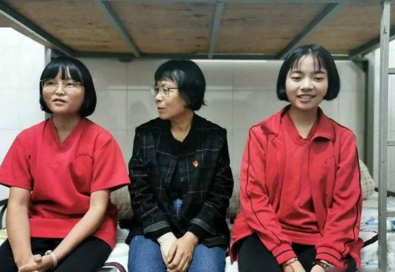 张桂梅言论惹争议,清华学霸发表激进言论,质疑她为何办女子高中