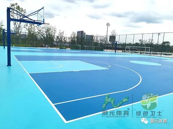 灏元星光学校篮球场不只是红绿配色这些也很好看噢