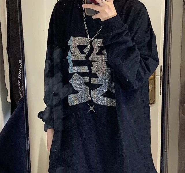 不露脸的男生头像
