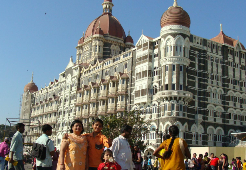 孟买泰姬玛哈酒店,融合了印度,伊斯兰,欧洲建筑风格.
