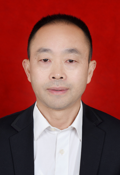 王良成,男,汉族,中共党员,四川平昌人,现年59岁,党的十九大代表,平昌