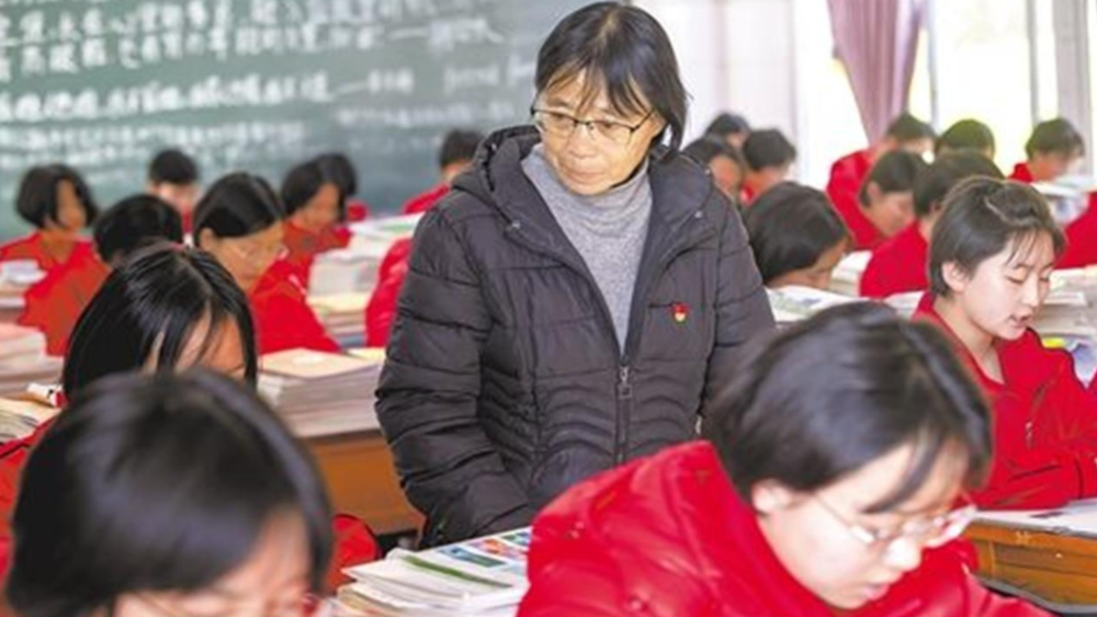 毕业后我就成了你,周云丽放弃编制,回华坪女高接力恩师张桂梅