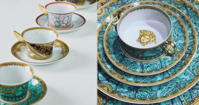 versace范思哲陶瓷优雅的餐具器皿演绎餐桌上的奢华