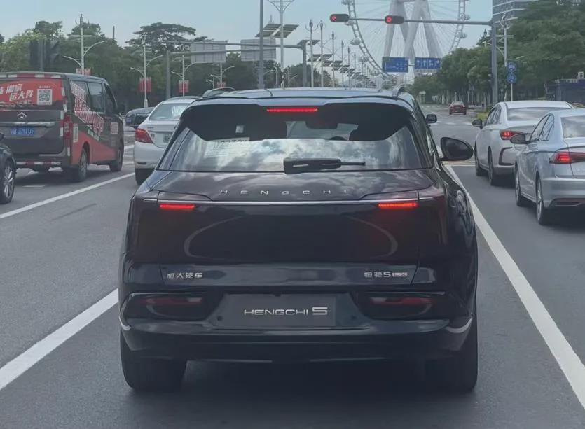 全新恒驰5谍照曝光,科技感比德系车