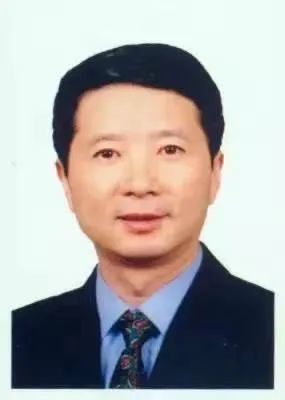 DƬ