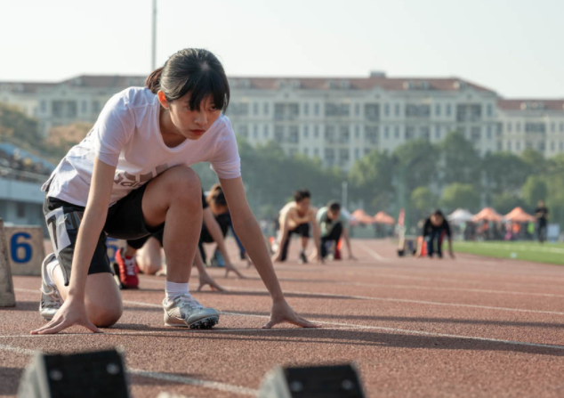 体育老师公认的"省力"跑步法,学生长跑不怕累,提前了解有好处