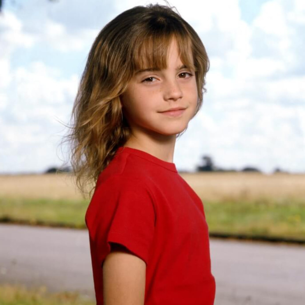 5   1990年4月15日出生于法国的女演员艾玛·沃特森(emma watson).