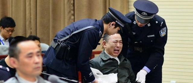 "黑老大"刘汉身价400亿,执行死刑前妻子说的话,令其泪流满面