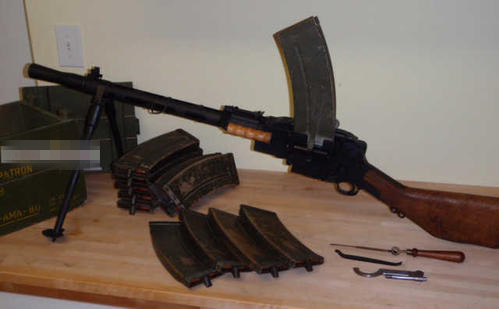 丹麦麦德森轻机枪(madsen machine gun).丹麦麦德森轻机枪