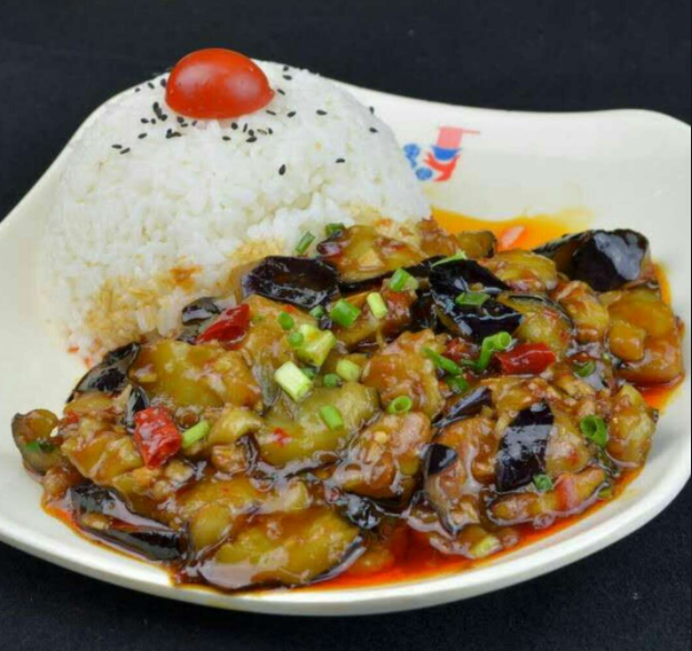 米饭的n种做法—第254课:肉丝茄子盖浇饭