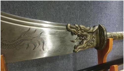 古代大刀为何装有铁环?有啥用?老工匠:见到刀上有9环