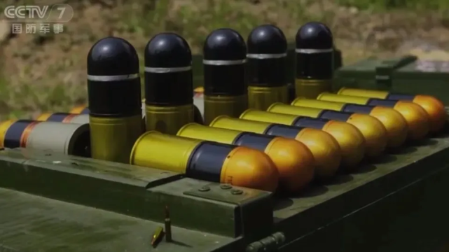 对狙吗,我榴弹狙!央视曝光中国自用lg-5,解放军会如何使用?