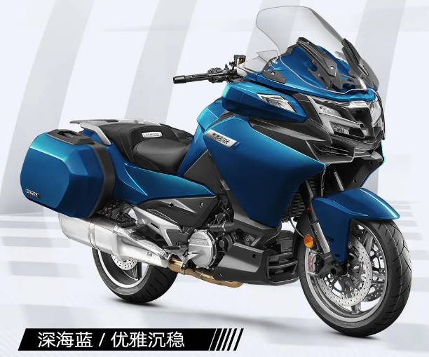 相比竞争对手贝纳利家1200gt巡航车,及其99800元的售价,春风1250tr-g