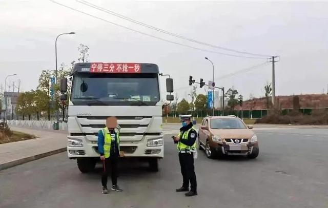 招聘小货车司机_汽车厂,汽车厂价格,汽车厂批发,汽车厂厂家,汽车厂供应商(3)