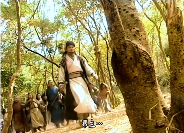 都是契丹人,为啥乔峰做丐帮帮主被激烈反对,耶律齐反而受人支持