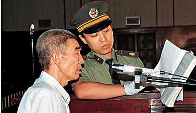 大邱庄原"庄主"禹作敏故居,别墅又大又豪华,年久失修墙皮脱落