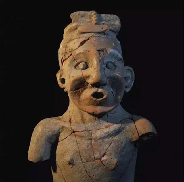 三星堆出土多件诡异文物,有的仿佛不是地球产物,专家至今无解