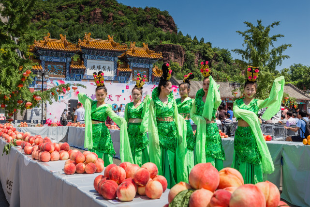 难怪孙悟空要大闹蟠桃会你看看七仙女准备做什么