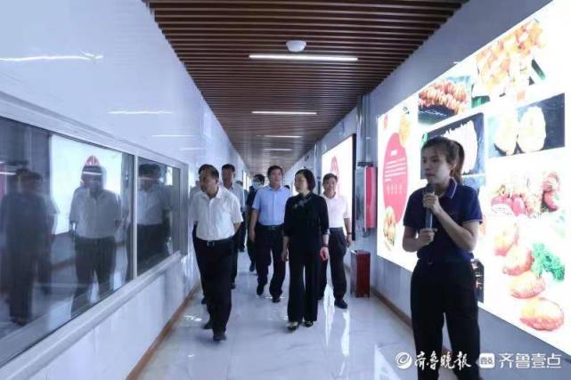 新泰市人大常委会组成人员到汶南镇开展联系人大代表活动